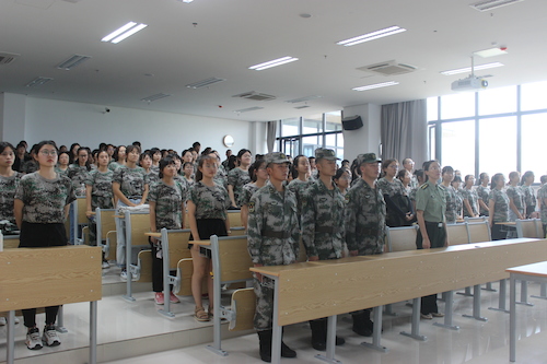 色花堂
学子齐唱国歌