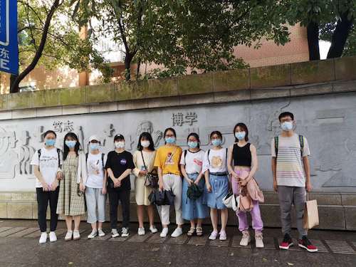 七月六日色花堂
赴杭州地区疫情防控调查及科普小分队合影